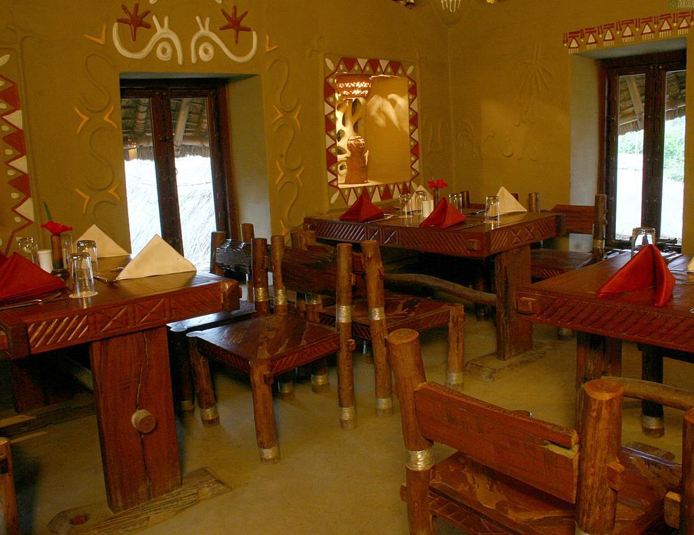 Vedic Village Spa Resort Калькутта Экстерьер фото