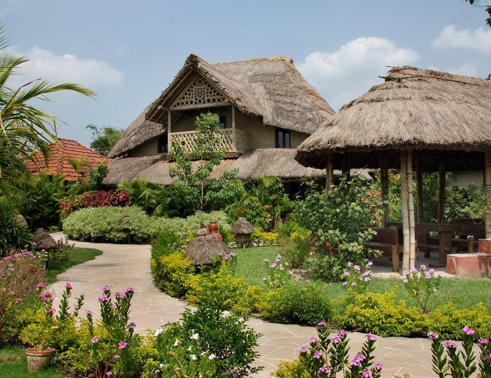Vedic Village Spa Resort Калькутта Экстерьер фото